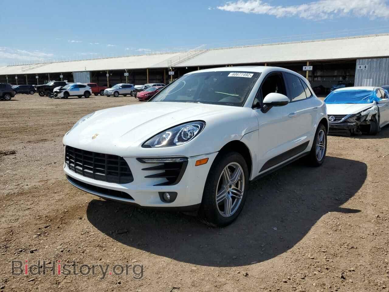 2016 PORSCHE MACAN - VIN: WP1AB2A52GLB41373 - Photo 2