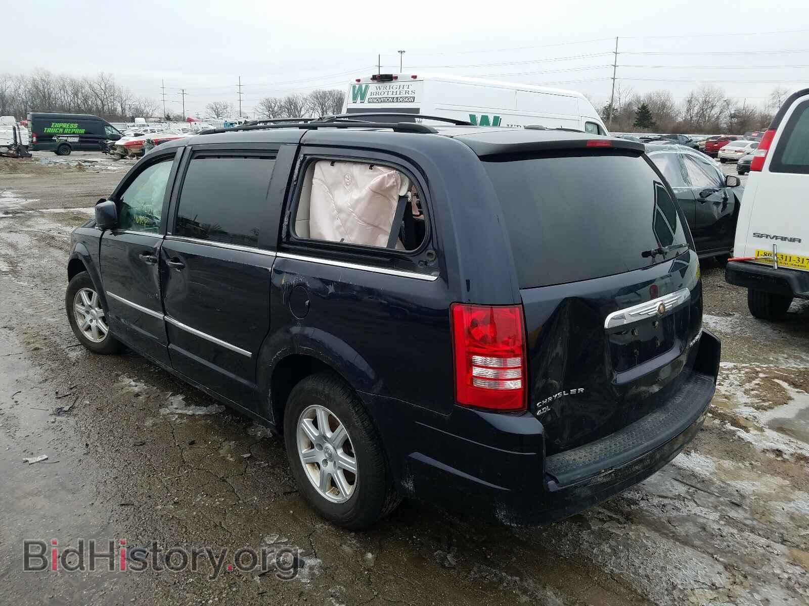 2010 CHRYSLER MINIVAN - VIN: 2A4RR8DX6AR496006 - Photo 3