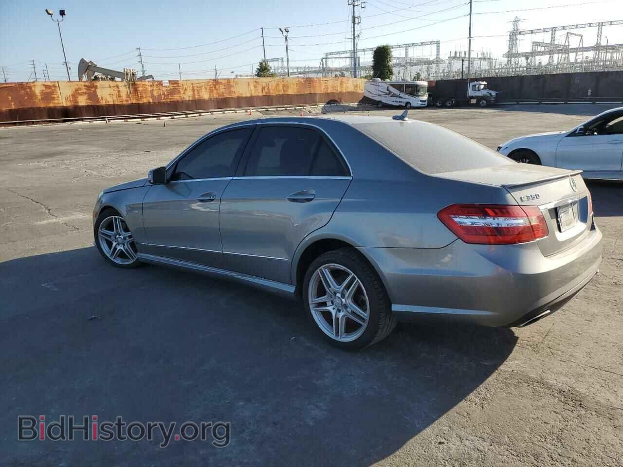 2012 MERCEDES-BENZ E-CLASS - VIN: WDDHF5KB4CA613742 - Фото 2