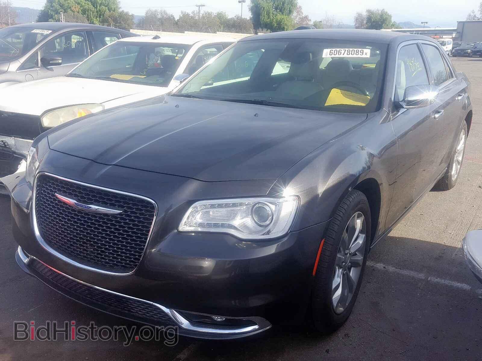 2018 CHRYSLER 300 - VIN: 2C3CCAKG8JH177305 - Фото 2