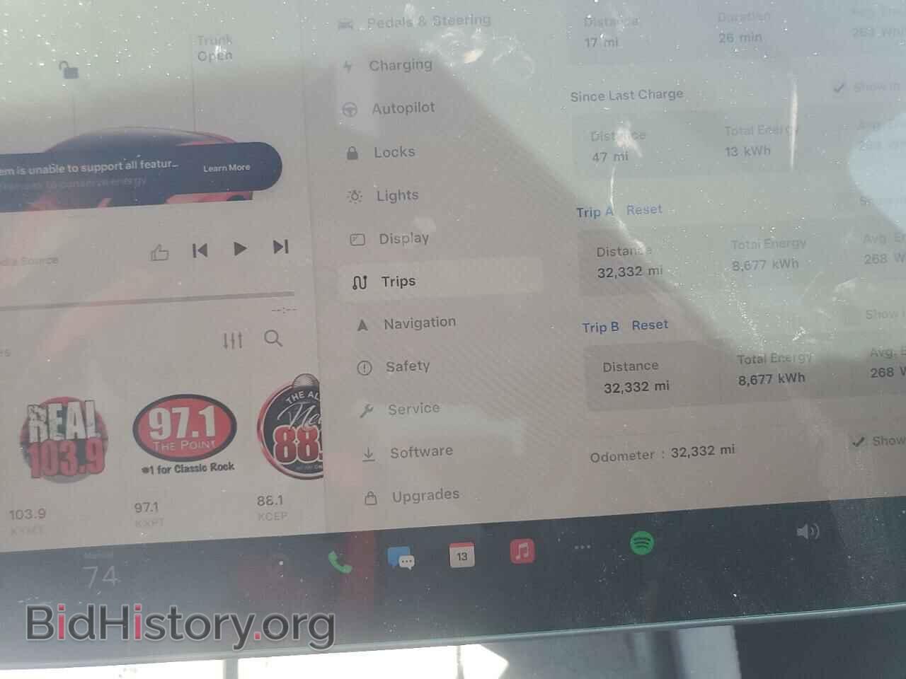 2023 TESLA MODEL Y - VIN: 7SAYGDED6PF972282 - Photo 9
