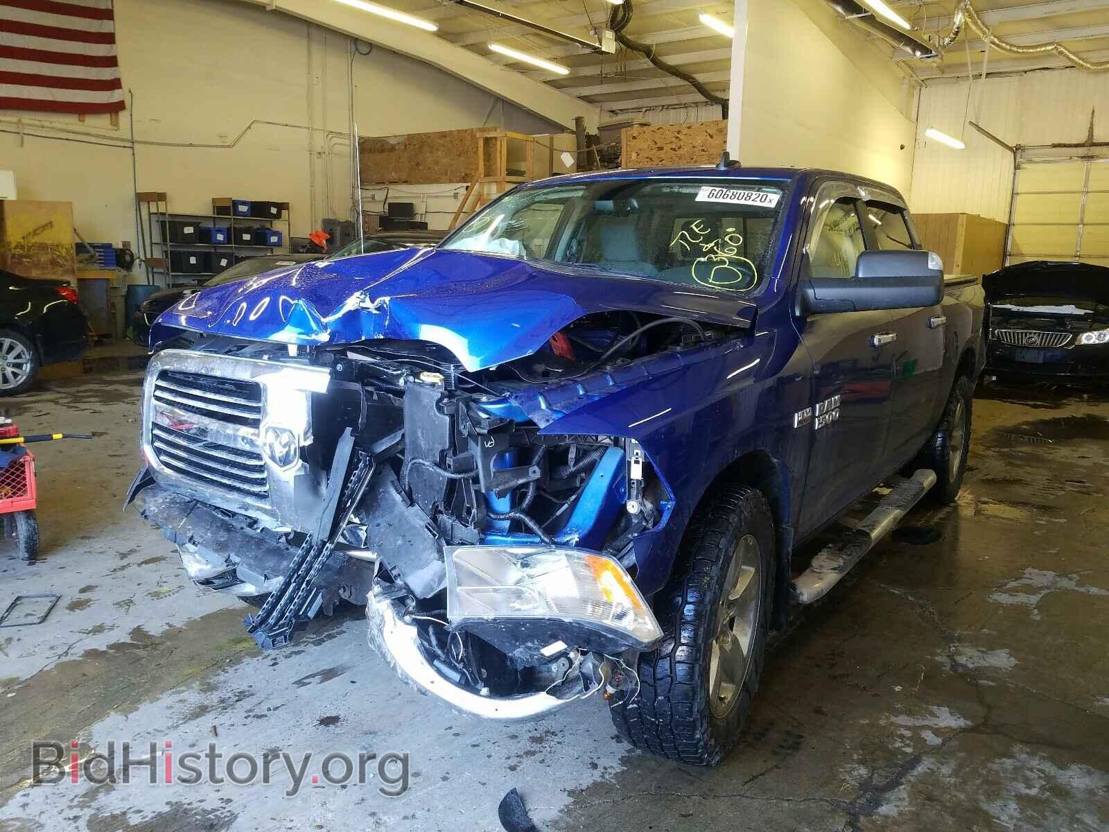 2017 RAM 1500 - VIN: 3C6RR7LT8HG688033 - Фото 2