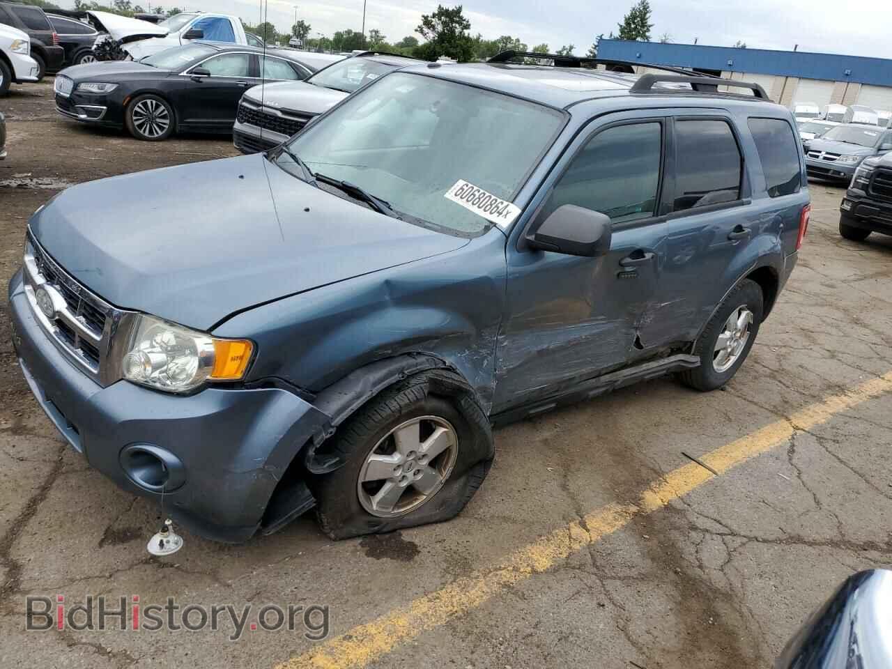 Фотография 1FMCU0D7XBKA21000 - FORD ESCAPE 2011