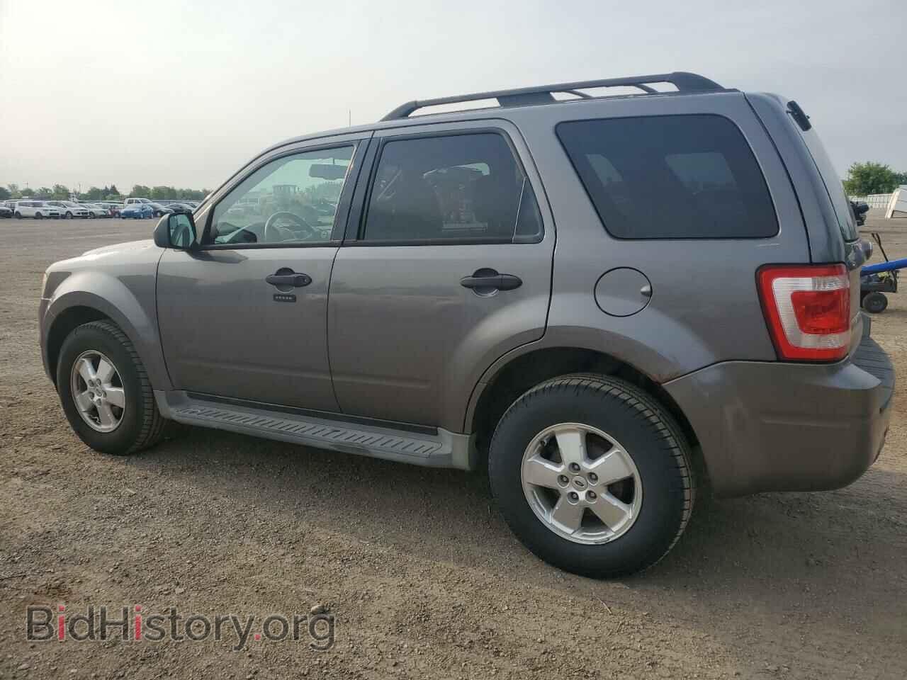 2011 FORD ESCAPE - VIN: 1FMCU0D72BKA46098 - Фото 2