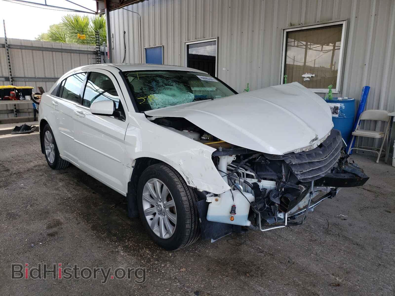 Photo 1C3CC5FD0AN155913 - CHRYSLER SEBRING 2010