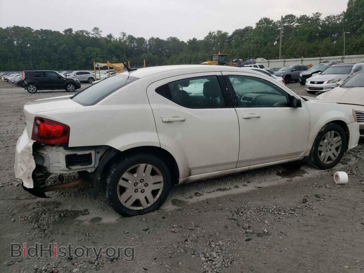 2011 DODGE AVENGER - VIN: 1B3BD4FB2BN517255 - Фото 3