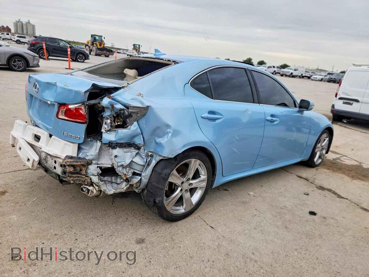 2011 LEXUS IS - VIN: JTHBF5C21B5154609 - Photo 3