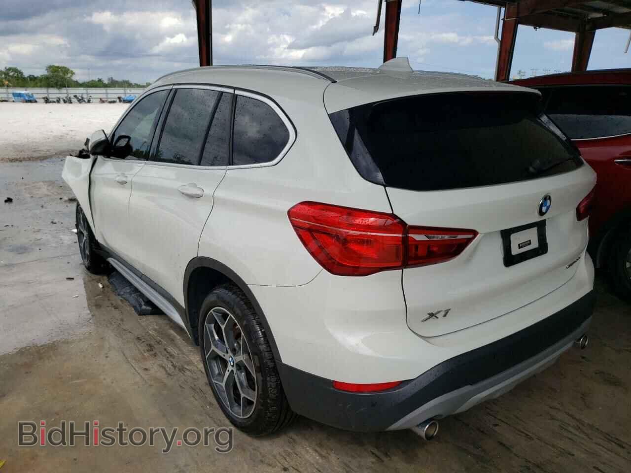 2019 BMW X1 - VIN: WBXHU7C55K5L10239 - Фото 3