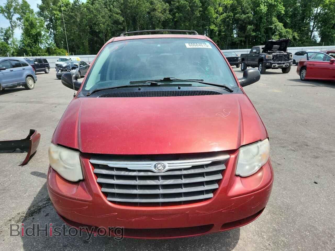 2005 CHRYSLER MINIVAN - VIN: 2C8GP54L55R201996 - Photo 5