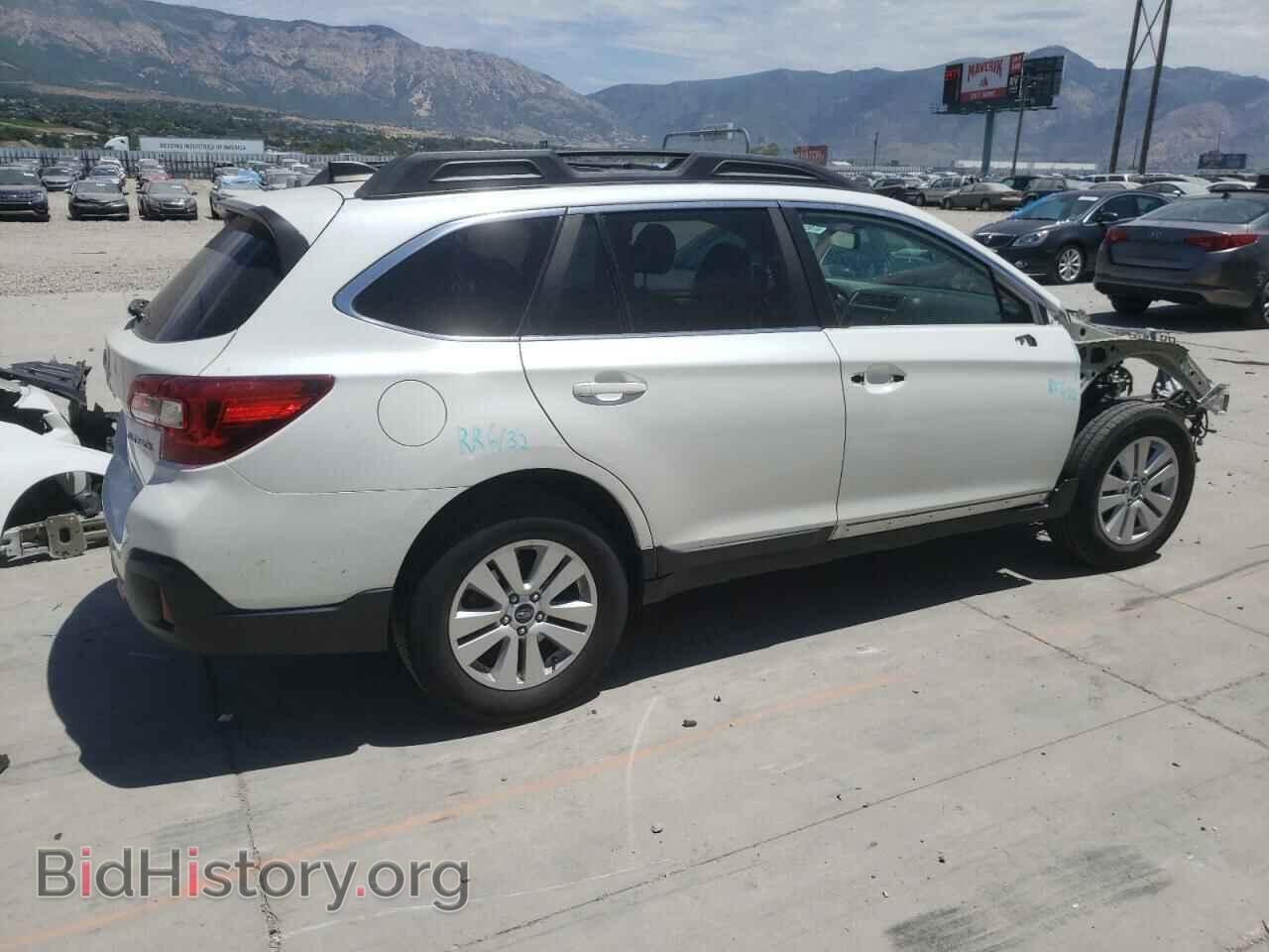 2019 SUBARU OUTBACK - VIN: 4S4BSAFC9K3349505 - Фото 3