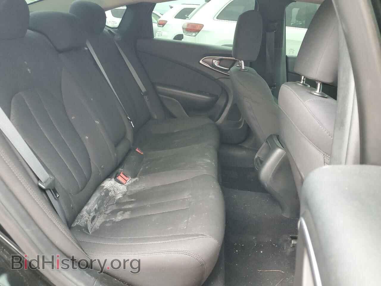 2016 CHRYSLER 200 - VIN: 1C3CCCAB5GN132002 - Фото 10