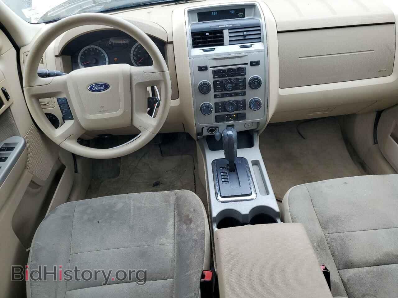 2011 FORD ESCAPE - VIN: 1FMCU0D76BKA45794 - Фото 8