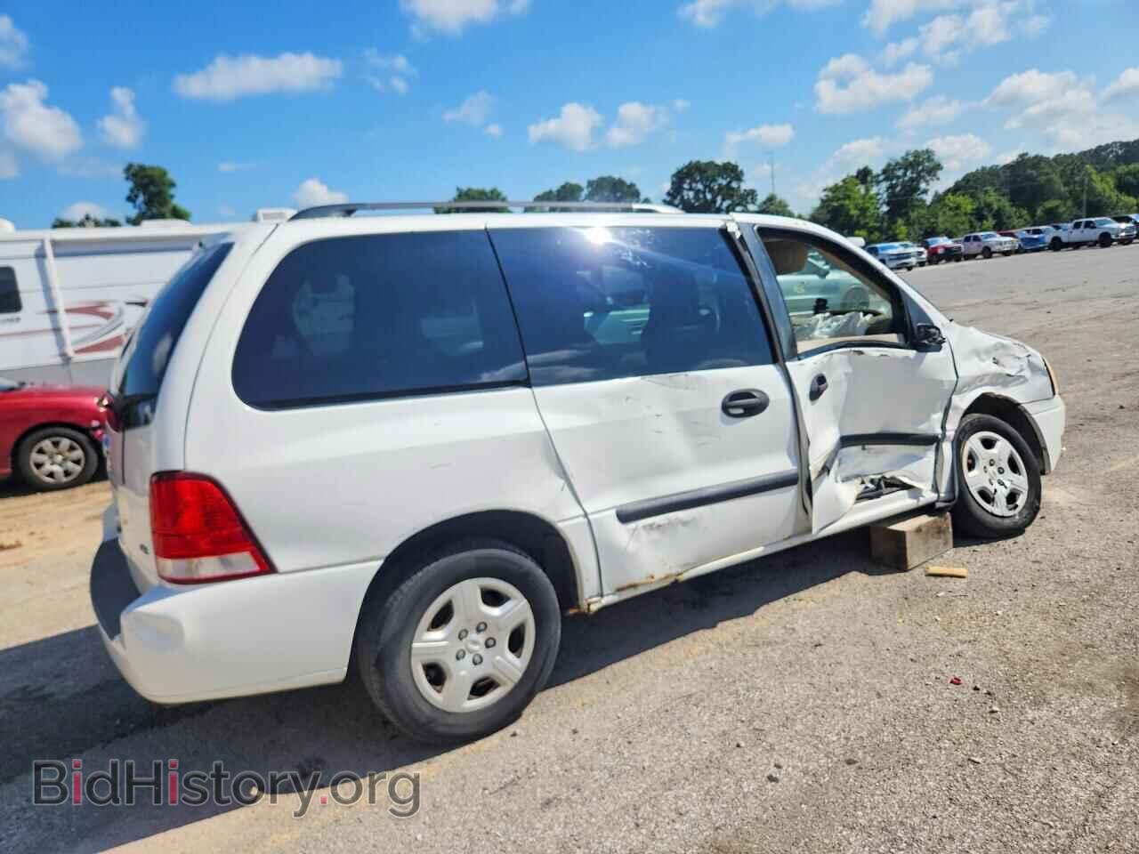 2005 FORD FREESTAR - VIN: 2FMZA51685BA92271 - Фото 3