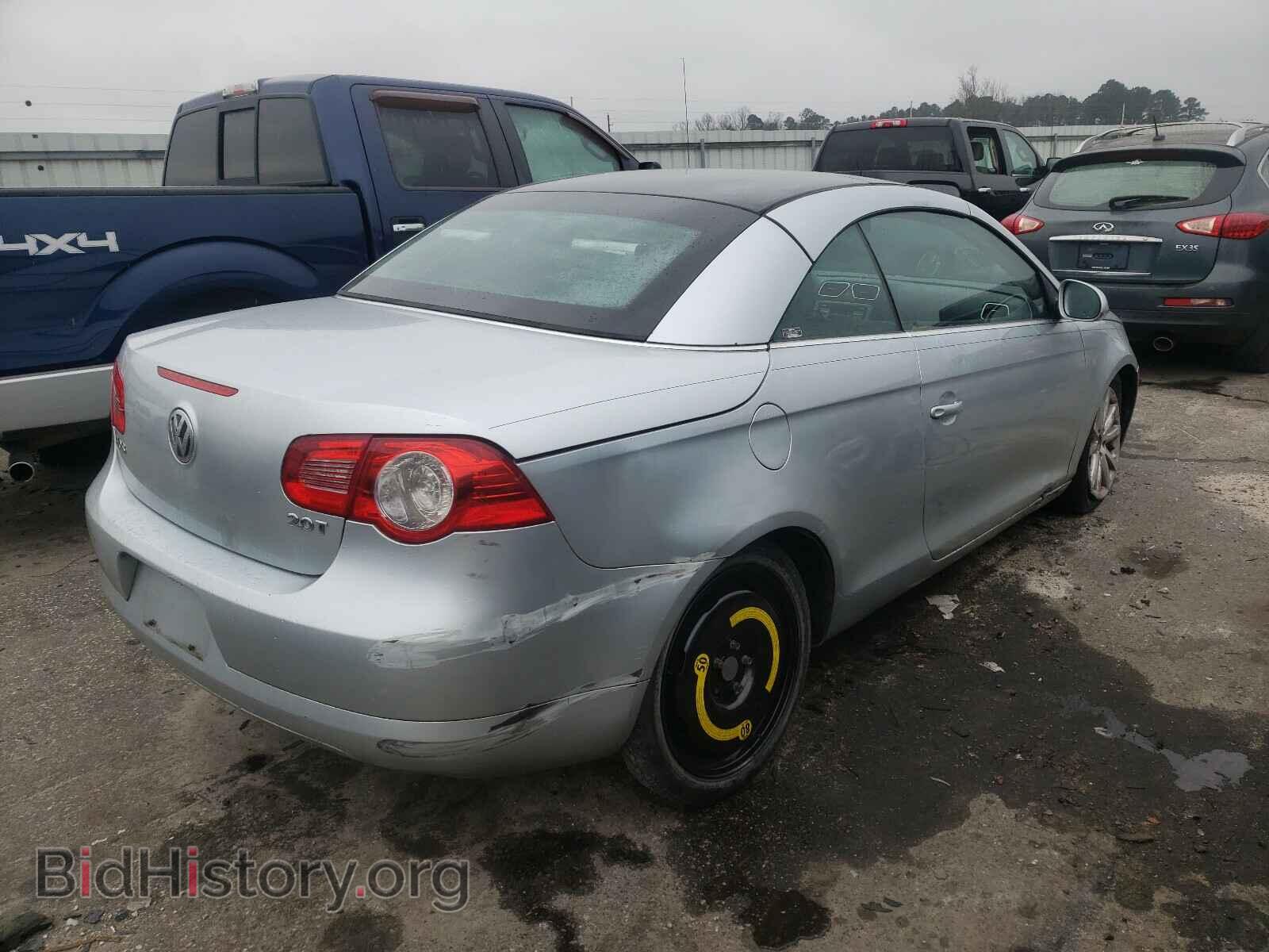 2007 VOLKSWAGEN EOS - VIN: WVWAA71F97V018457 - Photo 4