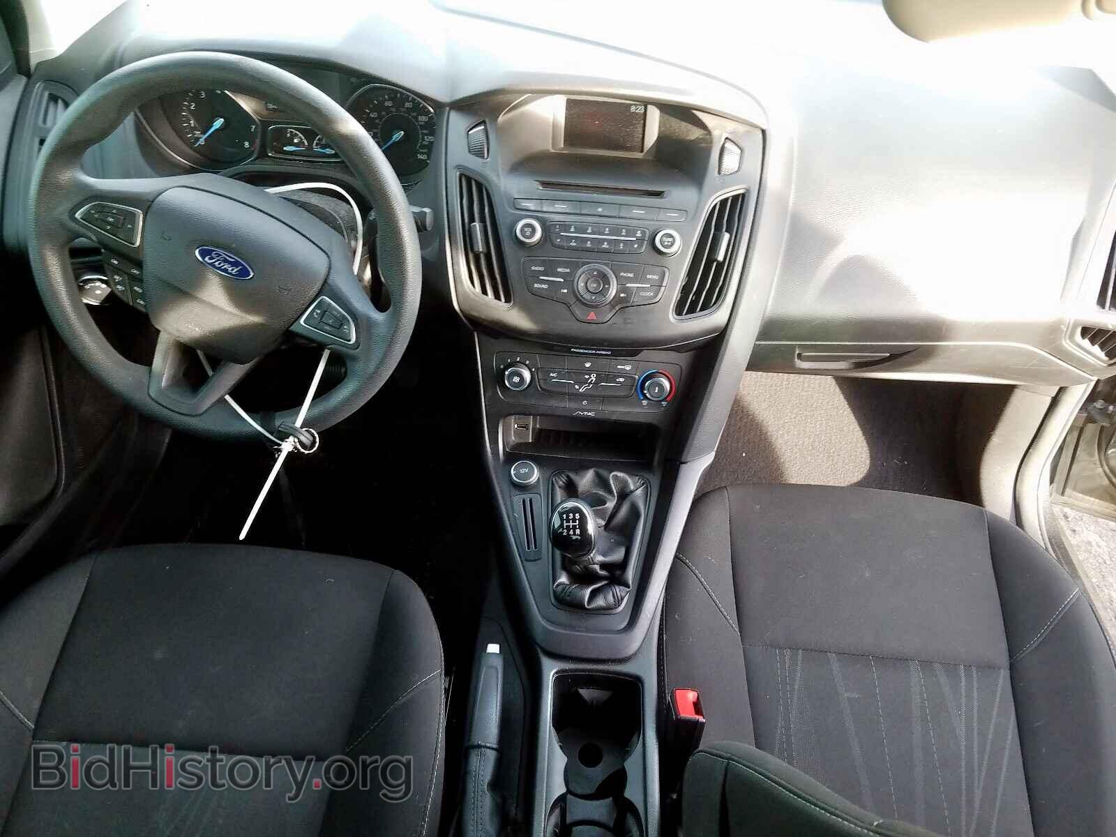 2016 FORD FOCUS - VIN: 1FADP3F2XGL362584 - Photo 9
