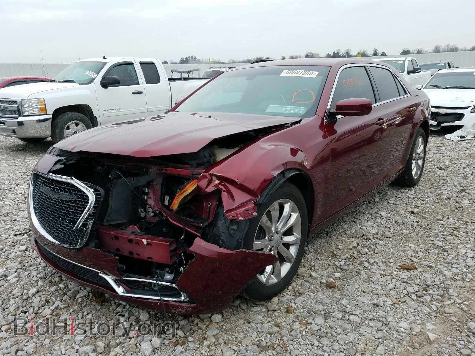 2016 CHRYSLER 300 - VIN: 2C3CCARG9GH200024 - Фото 2