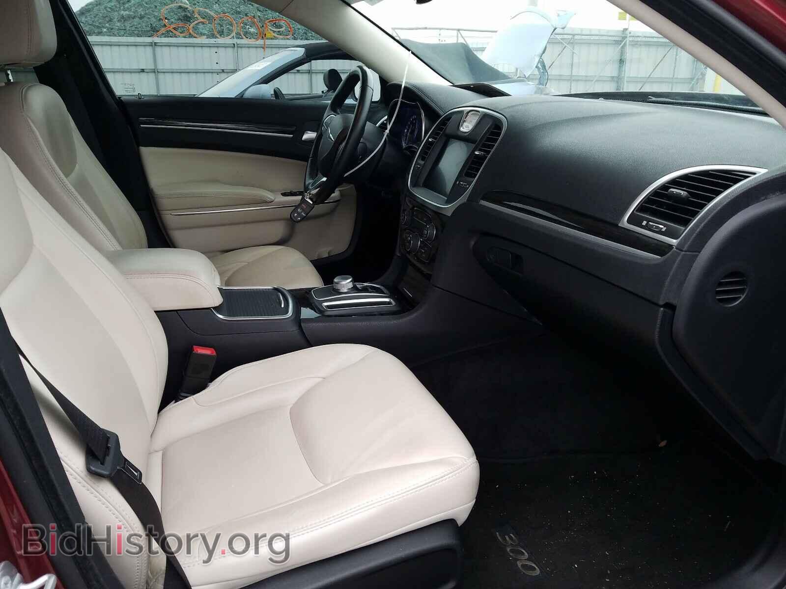 2016 CHRYSLER 300 - VIN: 2C3CCARG9GH200024 - Фото 5