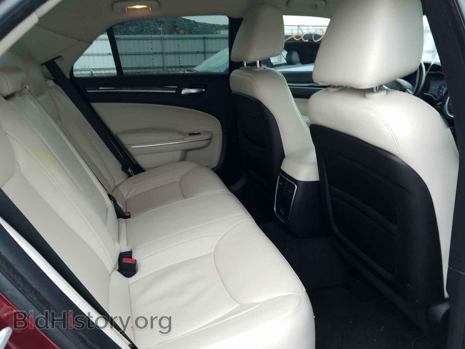 2016 CHRYSLER 300 - VIN: 2C3CCARG9GH200024 - Фото 6
