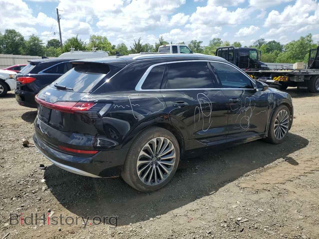 2019 AUDI E-TRON - VIN: WA1VAAGE2KB006393 - Фото 3