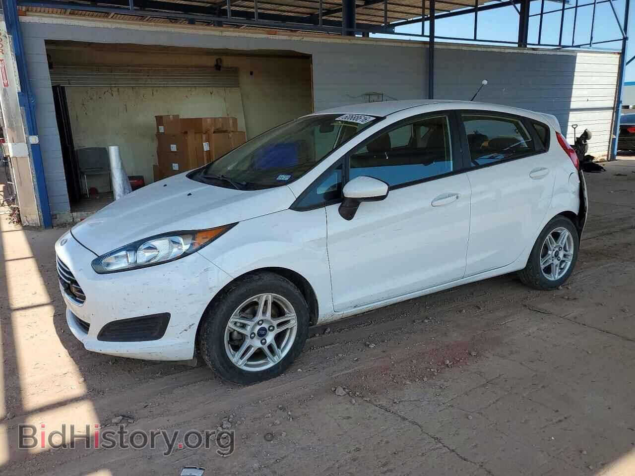 Фотография 3FADP4EJ0HM137900 - FORD FIESTA 2017