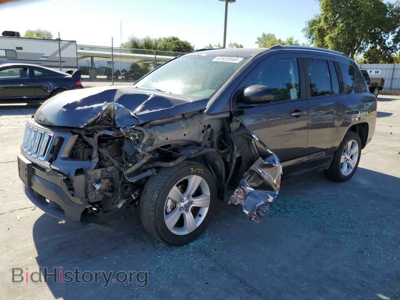 Фотография 1C4NJCBA9GD705375 - JEEP COMPASS 2016
