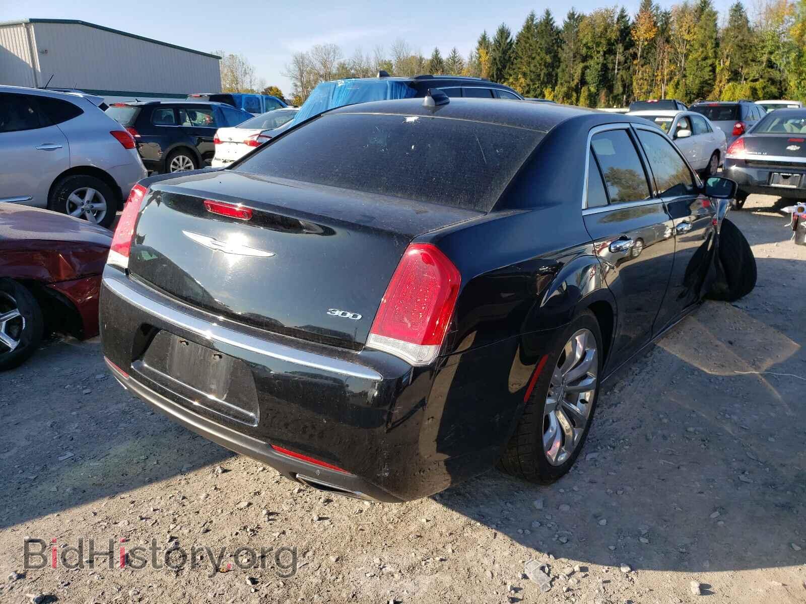 2019 CHRYSLER 300 - VIN: 2C3CCAEG8KH536598 - Фото 4
