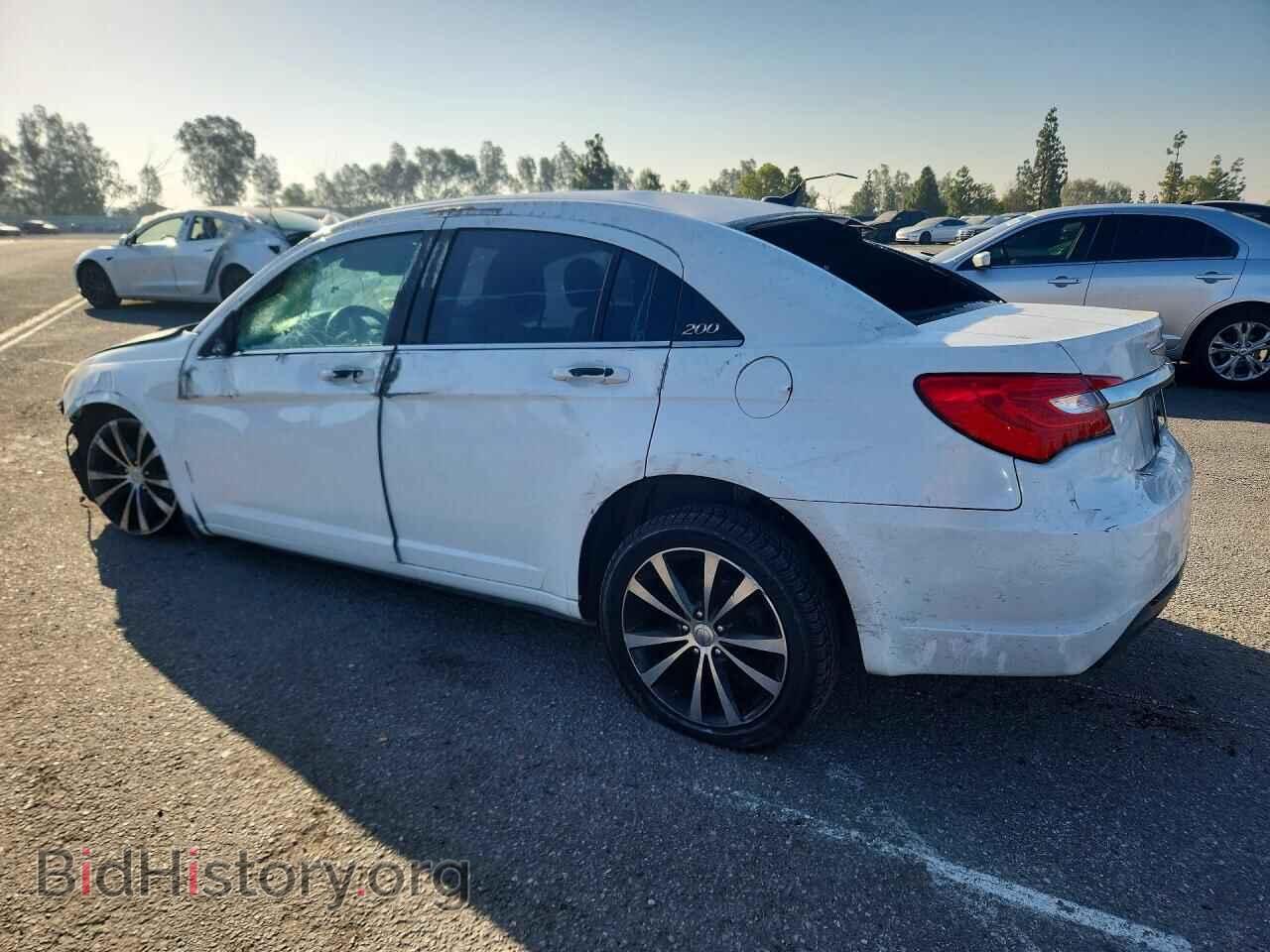 2012 CHRYSLER 200 - VIN: 1C3CCBBG3CN307958 - Фото 2