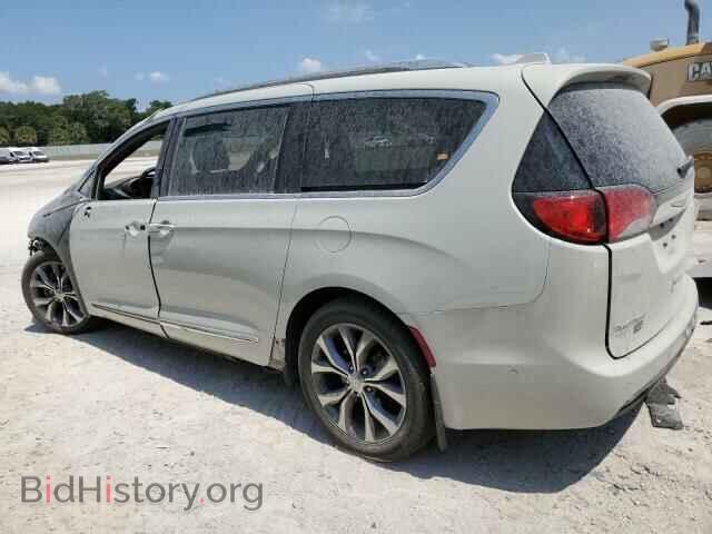 2020 CHRYSLER All Models - VIN: 2C4RC1GG6LR130057 - Фото 2