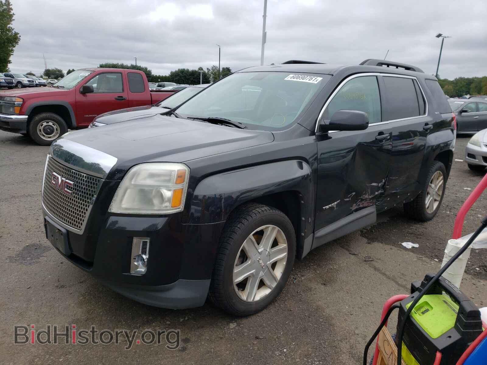 2011 GMC TERRAIN - VIN: 2CTFLVE52B6301323 - Photo 2