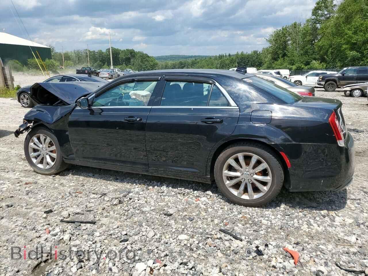 2015 CHRYSLER 300 - VIN: 2C3CCARG6FH831179 - Фото 2
