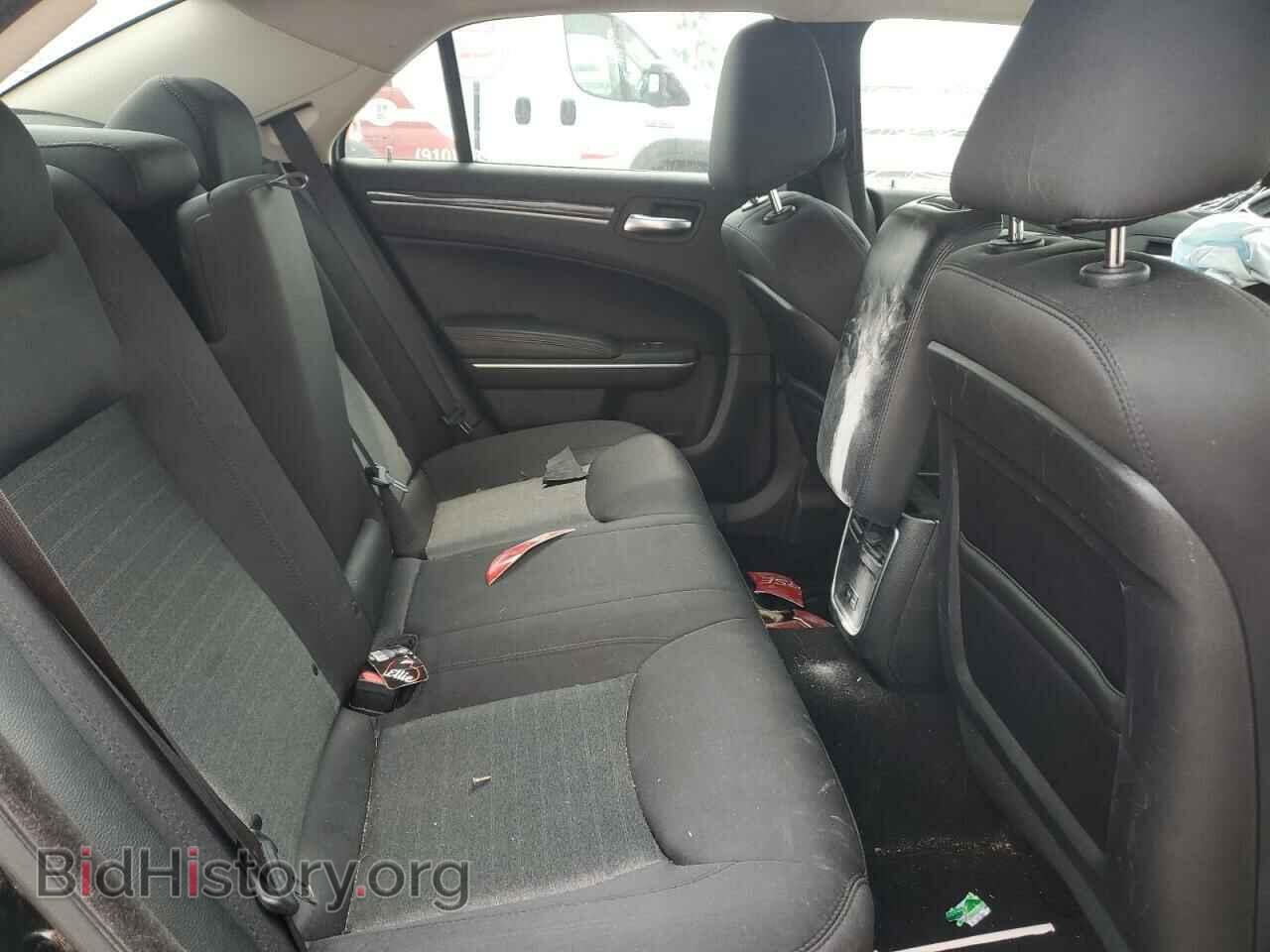 2019 CHRYSLER 300 - VIN: 2C3CCAAGXKH651449 - Фото 10