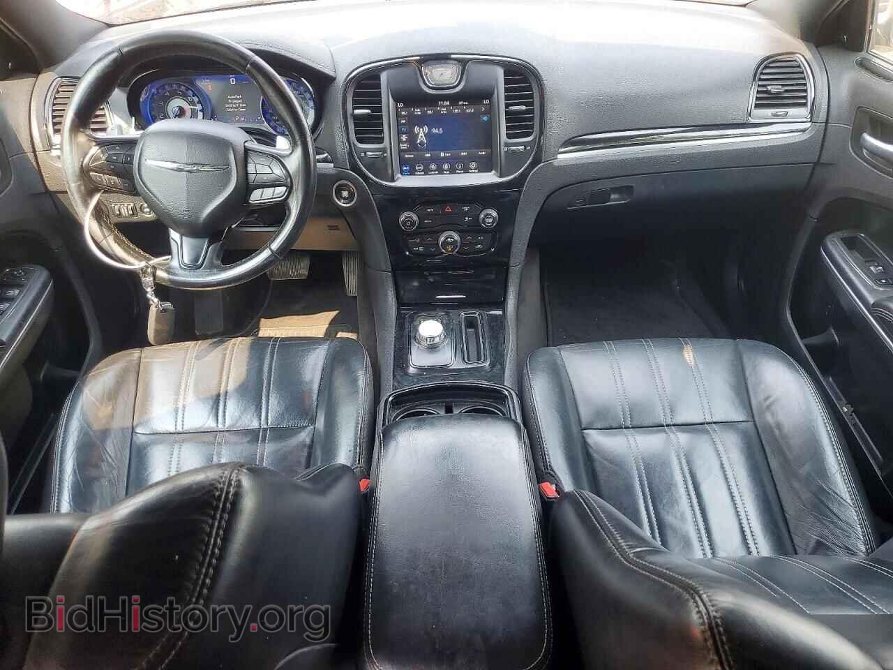 2018 CHRYSLER 300 - VIN: 2C3CCABGXJH249461 - Фото 8