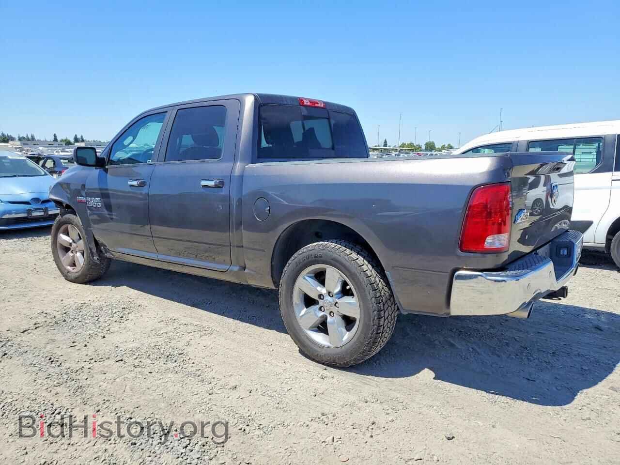 2017 RAM 1500 - VIN: 3C6RR6LT6HG610778 - Фото 2