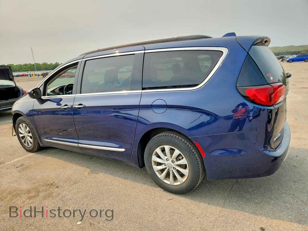2017 CHRYSLER PACIFICA - VIN: 2C4RC1BG4HR519651 - Photo 2