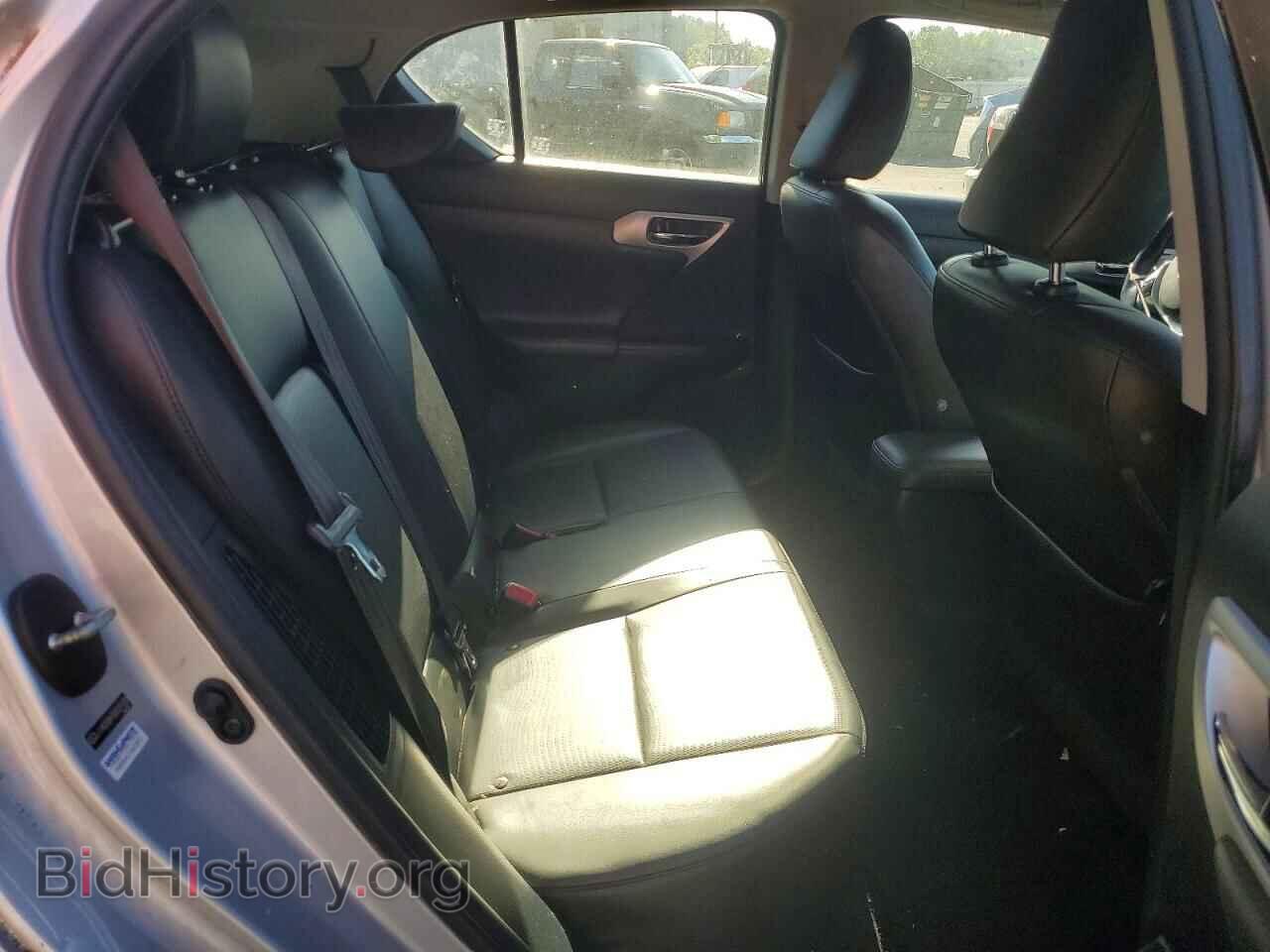 2011 LEXUS CT 200 - VIN: JTHKD5BH7B2031930 - Photo 10