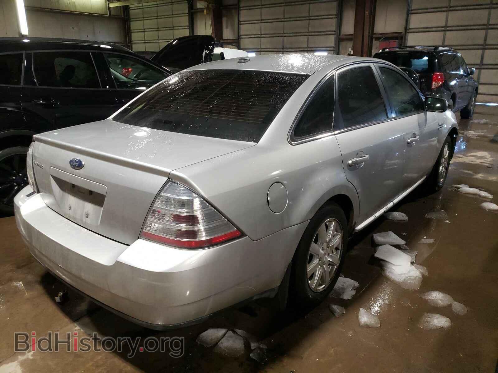2009 FORD TAURUS - VIN: 1FAHP23W99G121050 - Фото 4