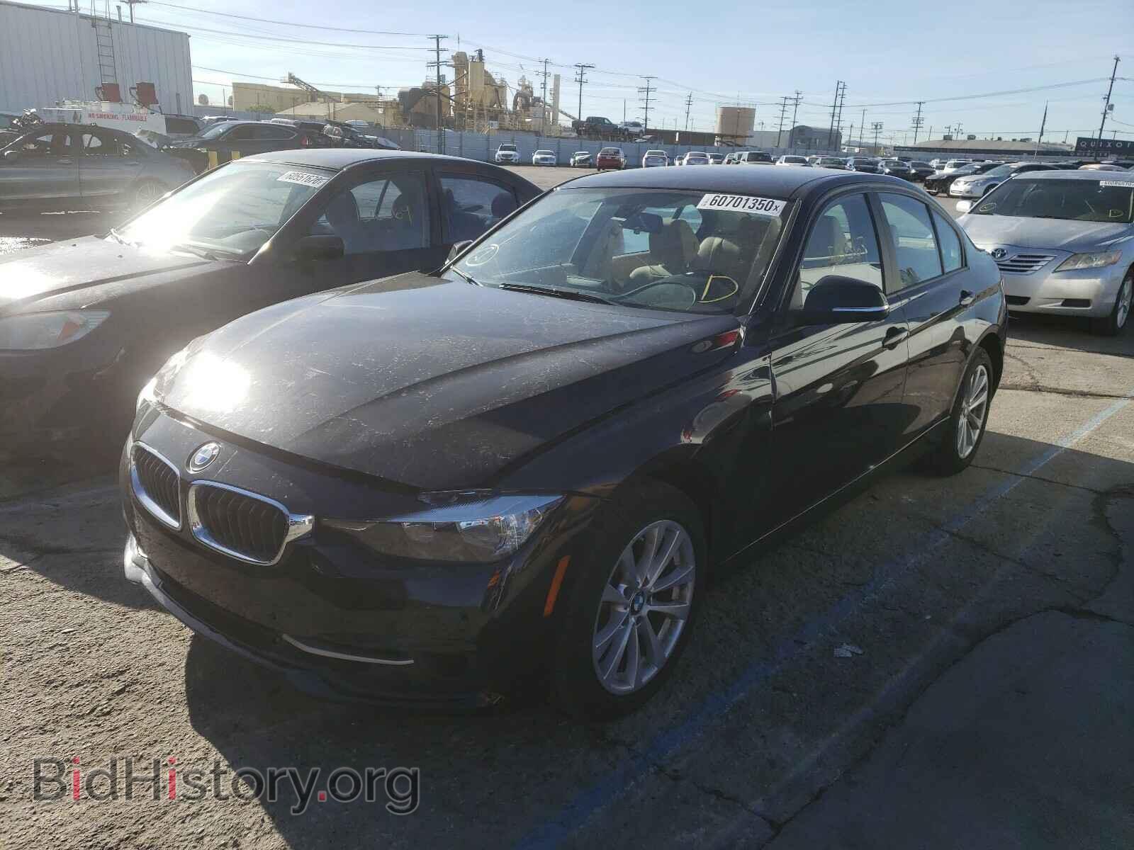 2016 BMW 3 SERIES - VIN: WBA8E1G50GNU11551 - Фото 2