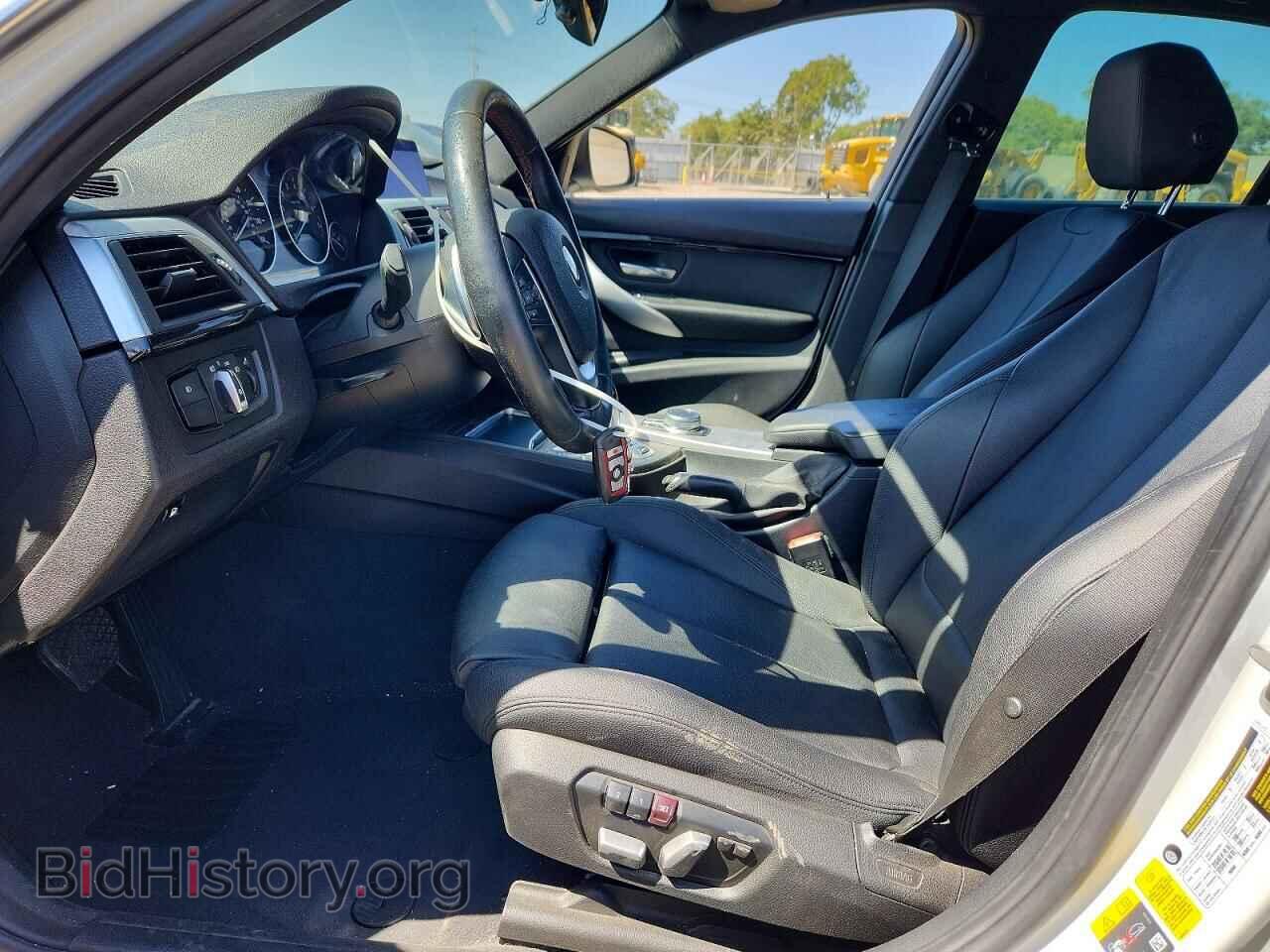 2017 BMW 3 SERIES - VIN: WBA8E1C30HA156896 - Photo 7