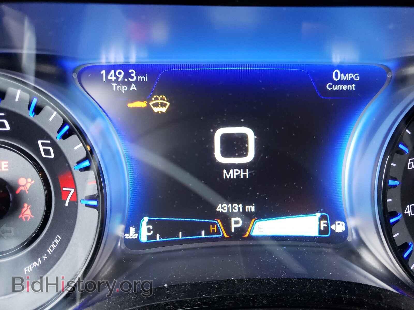 2016 CHRYSLER 300 - VIN: 2C3CCAGG9GH182725 - Фото 8