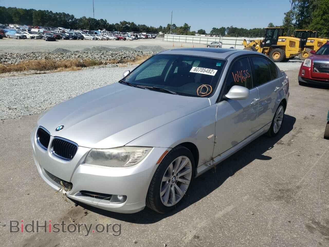 2011 BMW 3 SERIES - VIN: WBAPH7C5XBA802296 - Фото 2