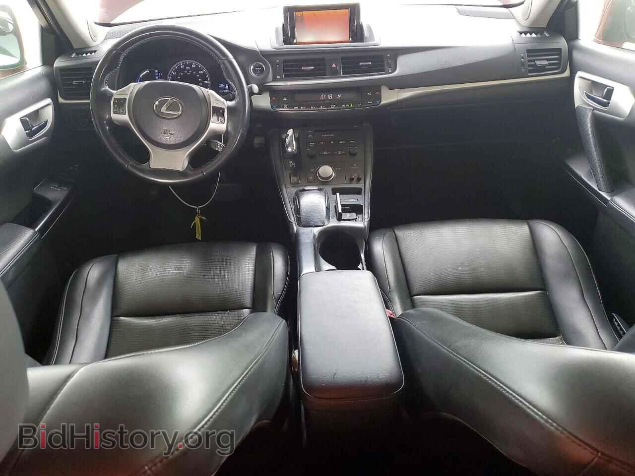 2011 LEXUS CT 200 - VIN: JTHKD5BH2B2036761 - Photo 8
