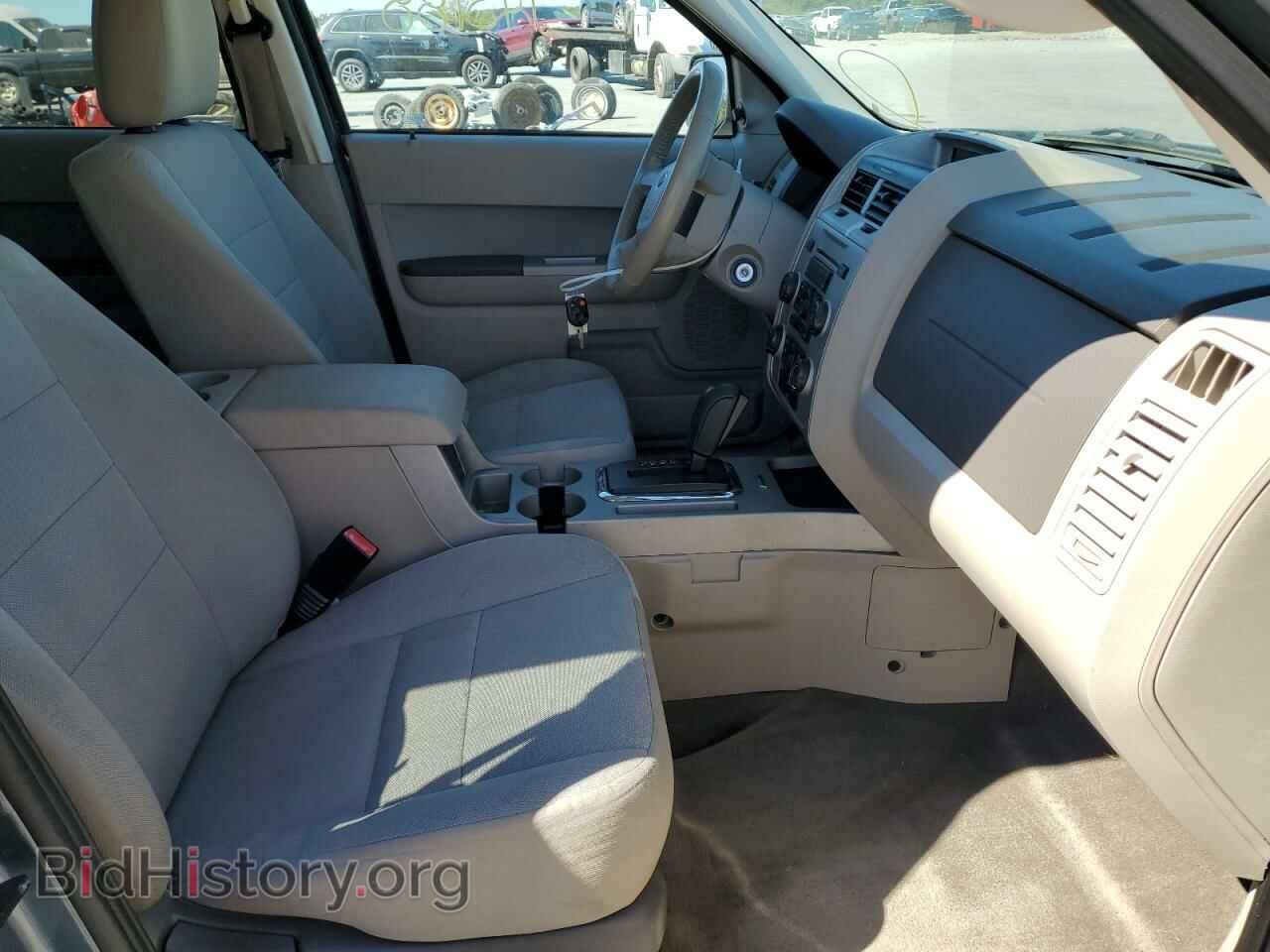 2011 FORD ESCAPE - VIN: 1FMCU0D71BKA60820 - Фото 5