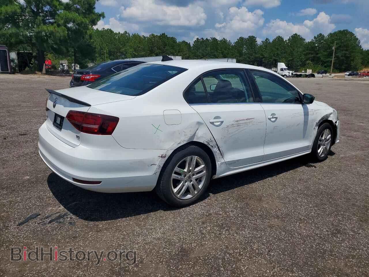 2017 VOLKSWAGEN JETTA - VIN: 3VW2B7AJ5HM214832 - Фото 3