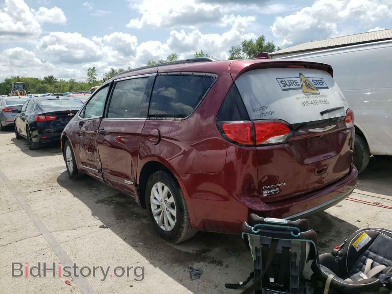 2017 CHRYSLER PACIFICA - VIN: 2C4RC1BG3HR540216 - Photo 2