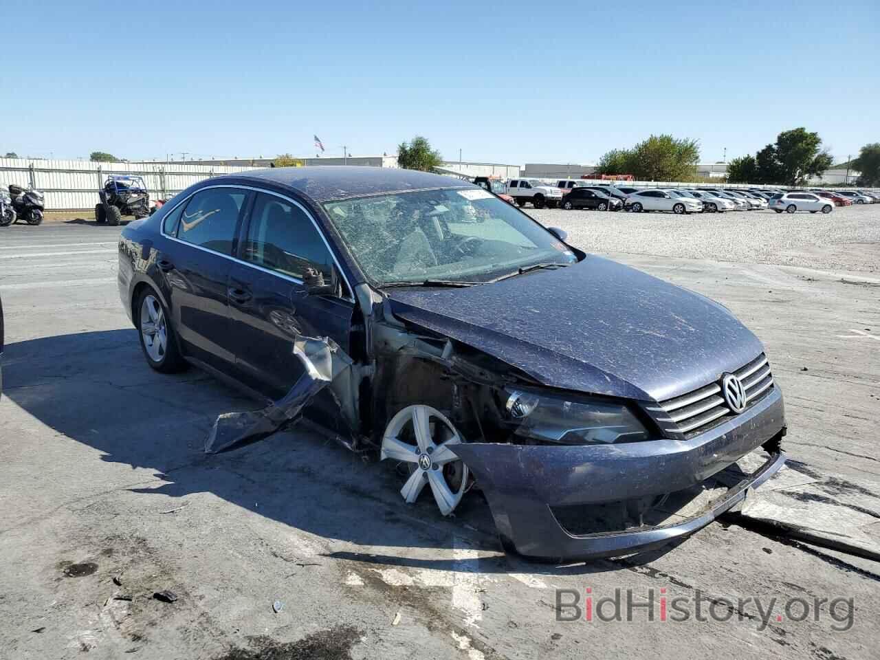 Photo 1VWBP7A34CC024775 - VOLKSWAGEN PASSAT 2012