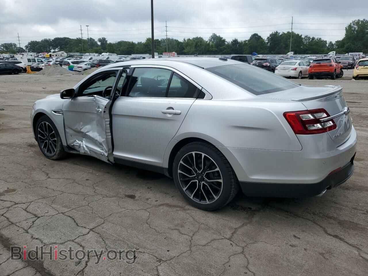 2017 FORD TAURUS - VIN: 1FAHP2J8XHG124395 - Фото 2