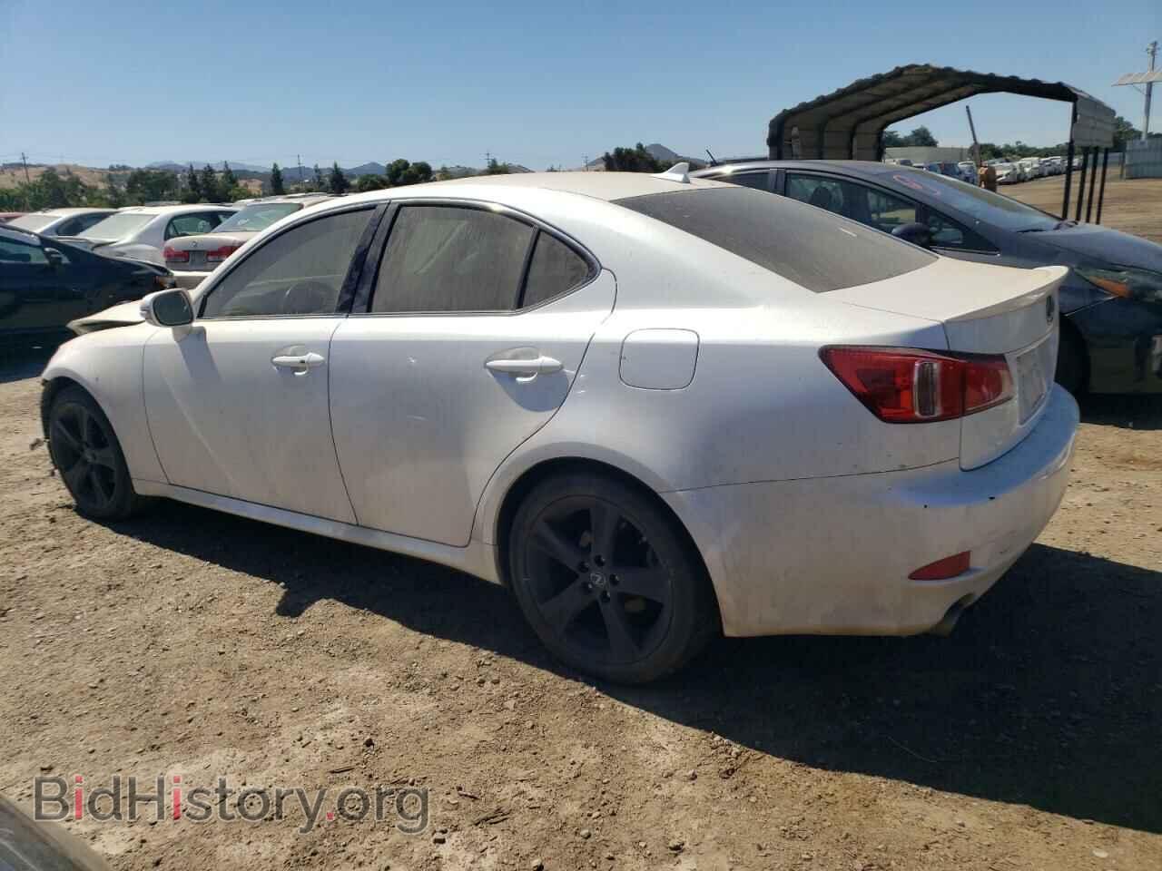 2011 LEXUS IS - VIN: JTHBF5C20B5140555 - Фото 2