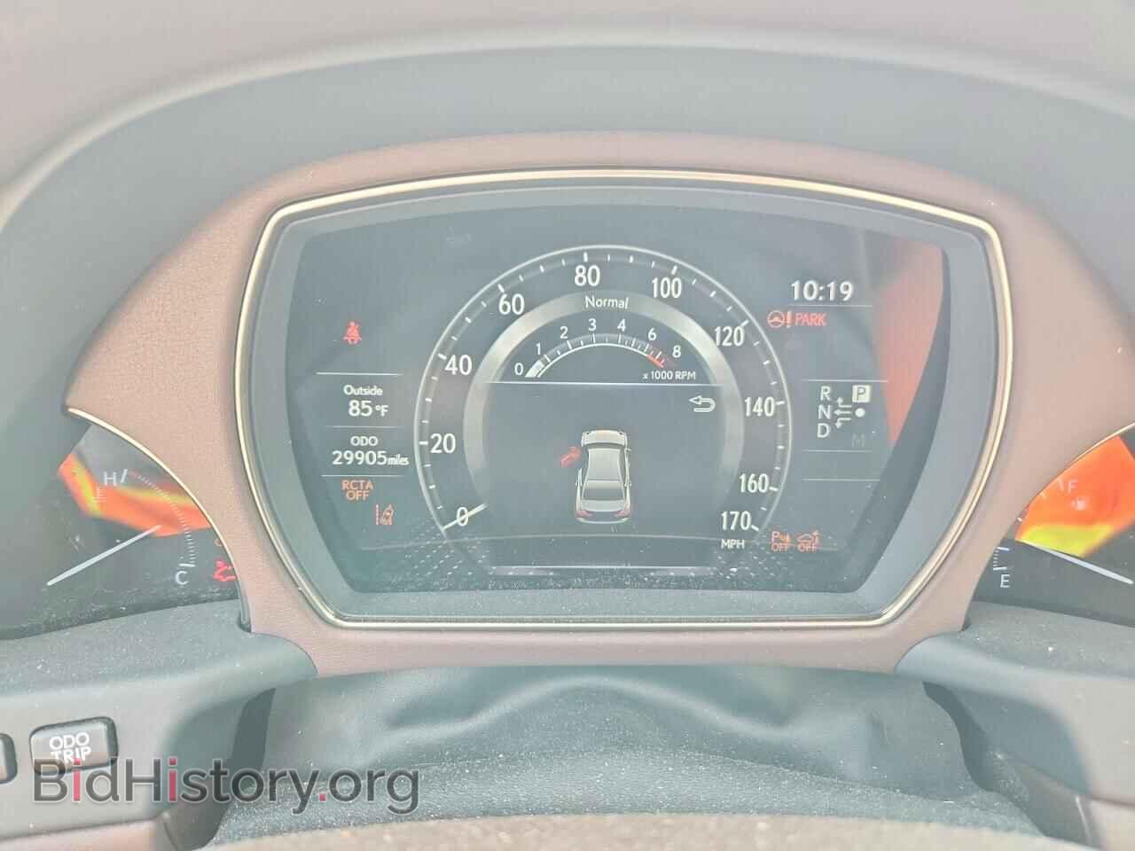 2018 LEXUS LS500 - VIN: JTHC51FFXJ5003202 - Photo 9
