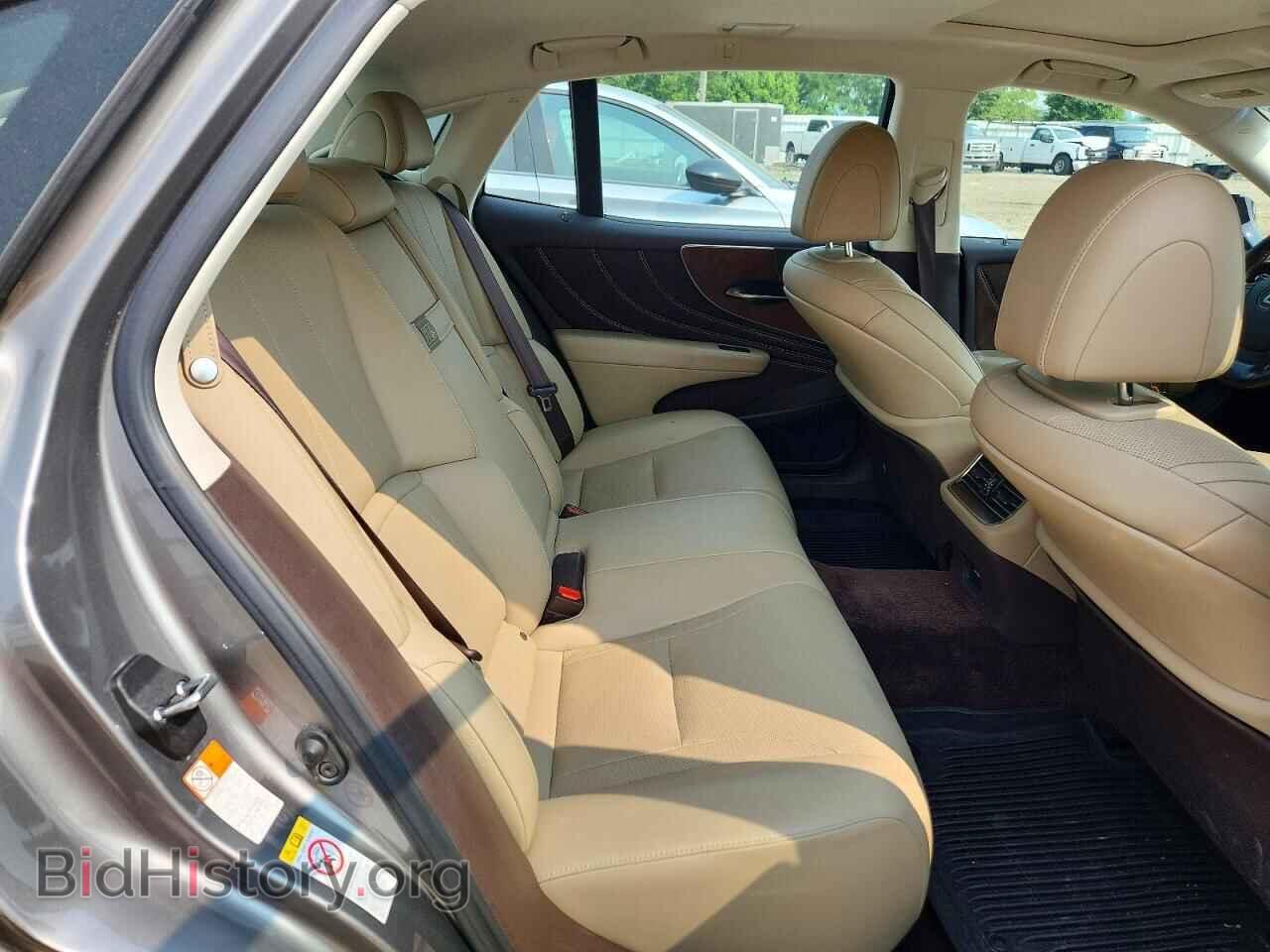 2018 LEXUS LS500 - VIN: JTHC51FFXJ5003202 - Photo 10