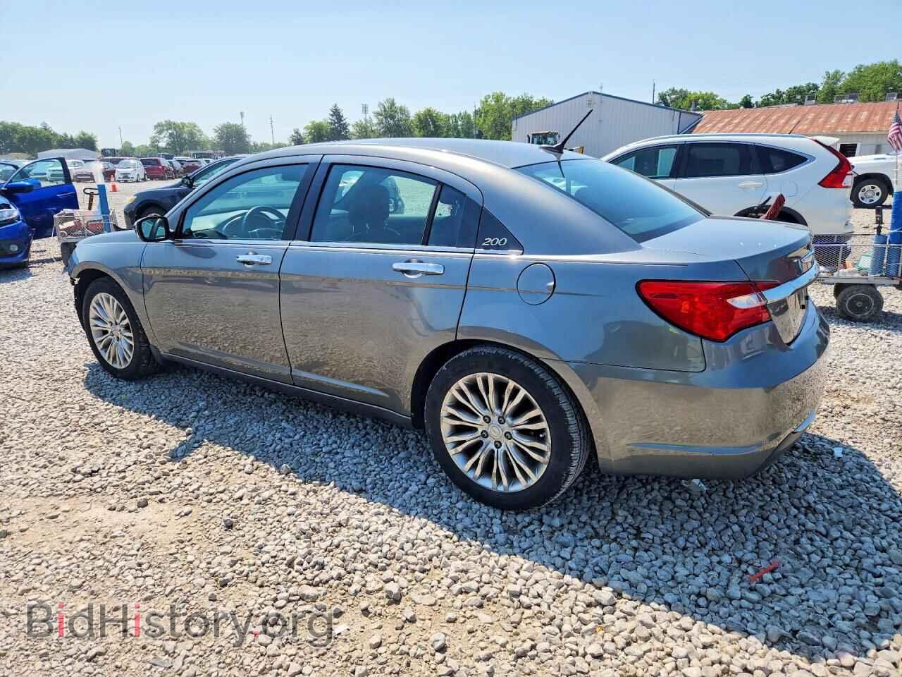 2013 CHRYSLER 200 - VIN: 1C3CCBCG2DN574797 - Photo 2